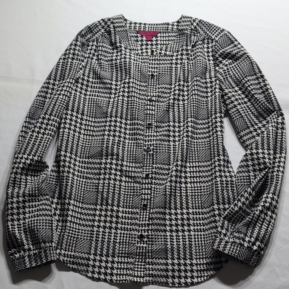 212 Collection Long Sleeve Top Size XS